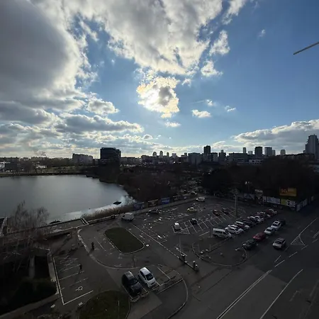 Alex * ブラチスラヴァ